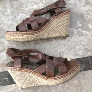 🎉5 for $15 🎉 Brown Montego Bay Wedges